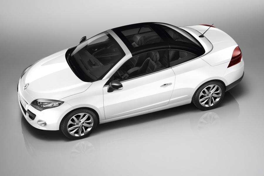  Renault Megane CC 2011 года  (фото 22 из 26)